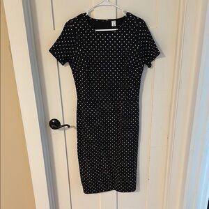 Old Navy Black and White Sheath Midi Dress